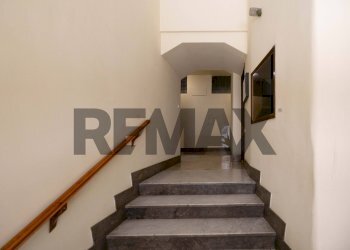 Scale - Apartment Corso Umberto I
 
50, Modica - photo 2