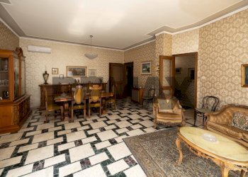 Sala da pranzo - Apartment Corso Umberto I
 
50, Modica - photo 4