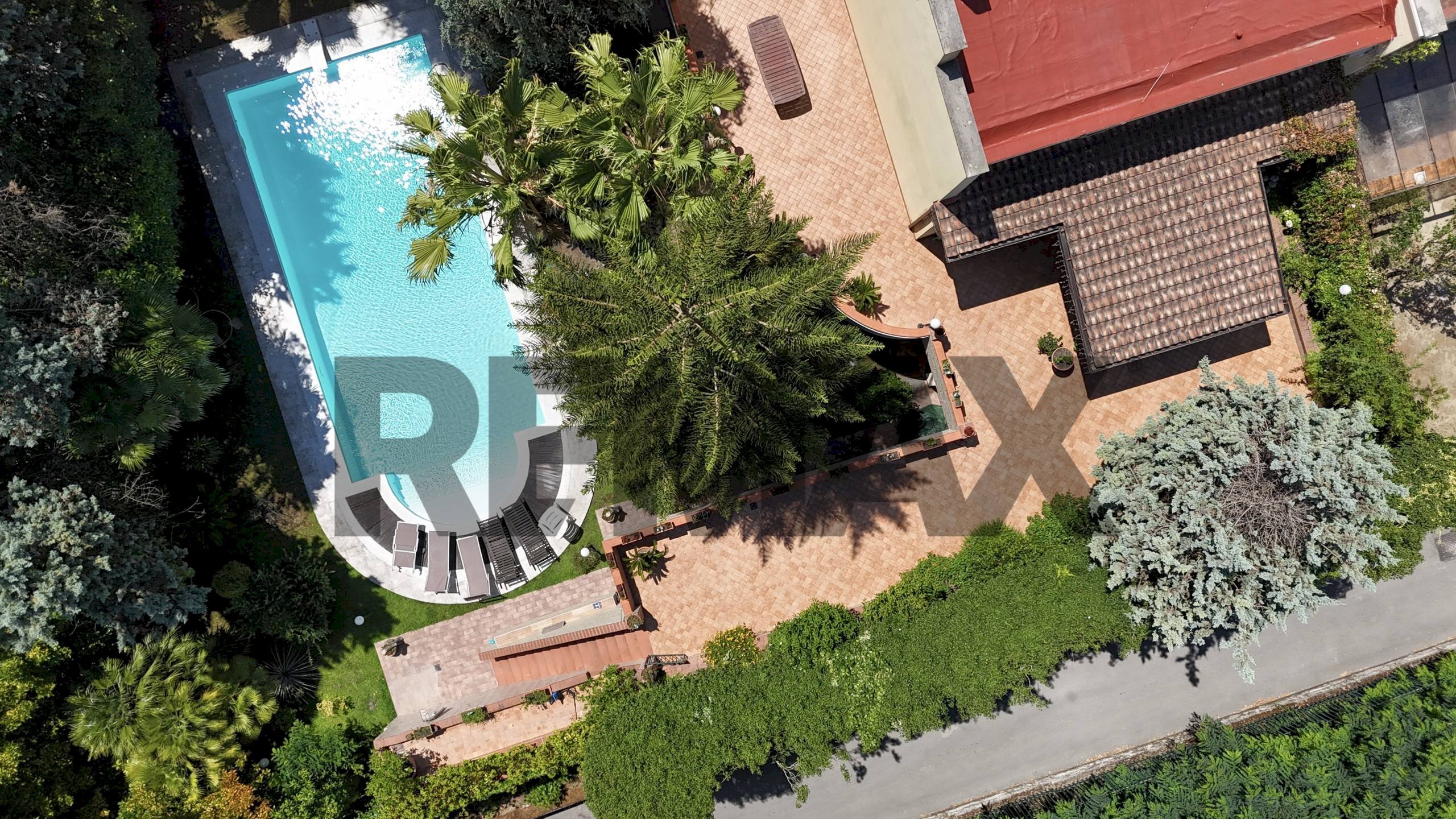 Piscina - Villa VIA DEL MARE
 
6, Marano di Napoli - photo 3