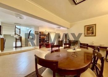 Sala da pranzo - Villa VIA DEL MARE
 
6, Marano di Napoli - photo 20