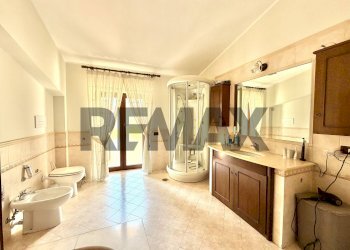 Bagno - Villa VIA DEL MARE
 
6, Marano di Napoli - photo 47