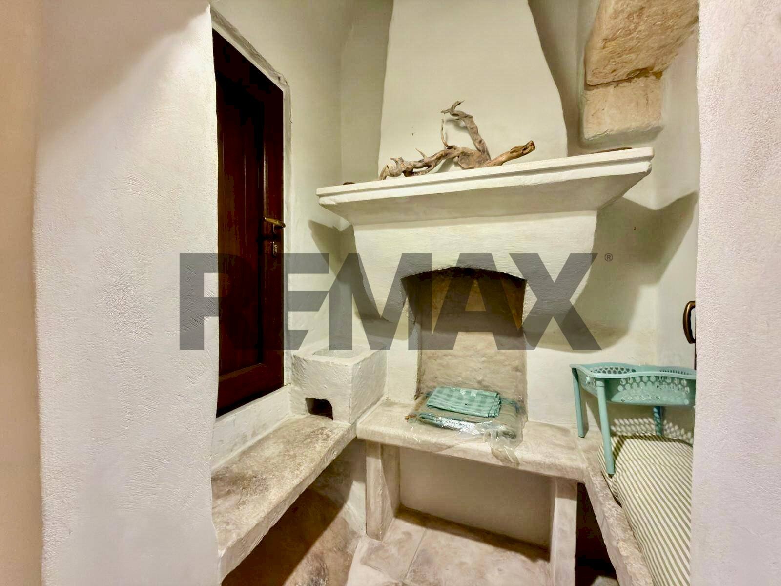 Dettagli - Casa indipendente Via Vittorio Veneto
55, Carovigno - foto 3