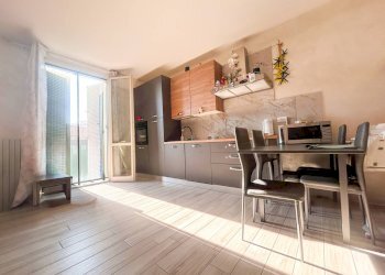 Foto 2 - Three-room apartment via Baracca
 
14, Rovato - photo 2