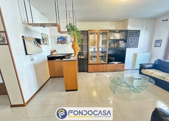 Foto 4 - Quadrilocale VIA DELLE CAMPANULE
 
13, Ascoli Piceno - foto 4
