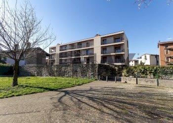 Edificio all\'aperto - Two-room apartment Via Galileo Galilei
 
14, Curno - photo 17