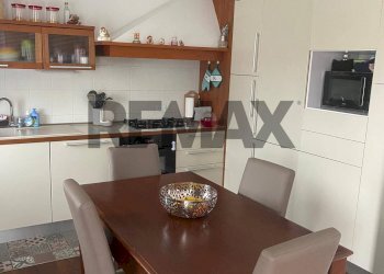 Sala da pranzo - Three-room apartment via dei Gelsi
 
5, Treviglio - photo 11