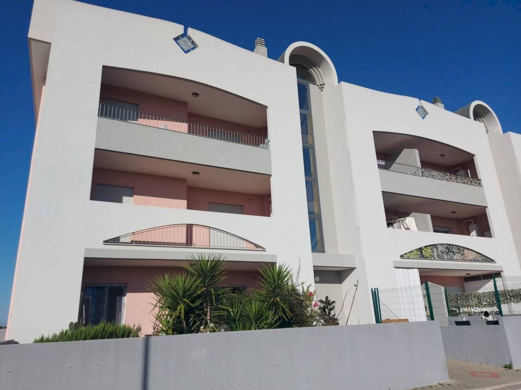 Facciata - Three-room apartment viale Canne, 50D, Pulsano - photo 2