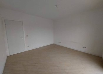 Stanza non arredata - Three-room apartment viale Canne, 50D, Pulsano - photo 7