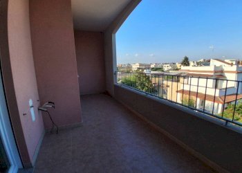 Veranda - Three-room apartment viale Canne, 50D, Pulsano - photo 11
