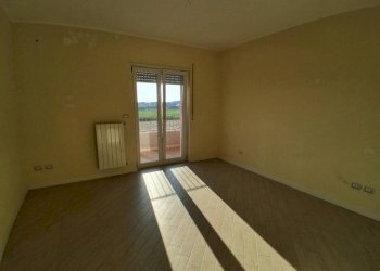 Camera da letto - Three-room apartment viale Canne, 50D, Pulsano - photo 16