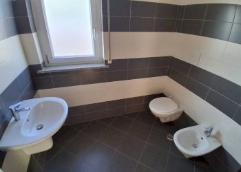 Bagno - Three-room apartment viale Canne, 50D, Pulsano - photo 19