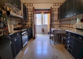 Cucina - Three-room apartment via Lago d'Arvo, 18, Taranto - photo 8