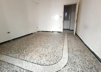 Camera da letto - Appartamento via San Luca, 4, Genova (zona Centro Storico) - foto 15
