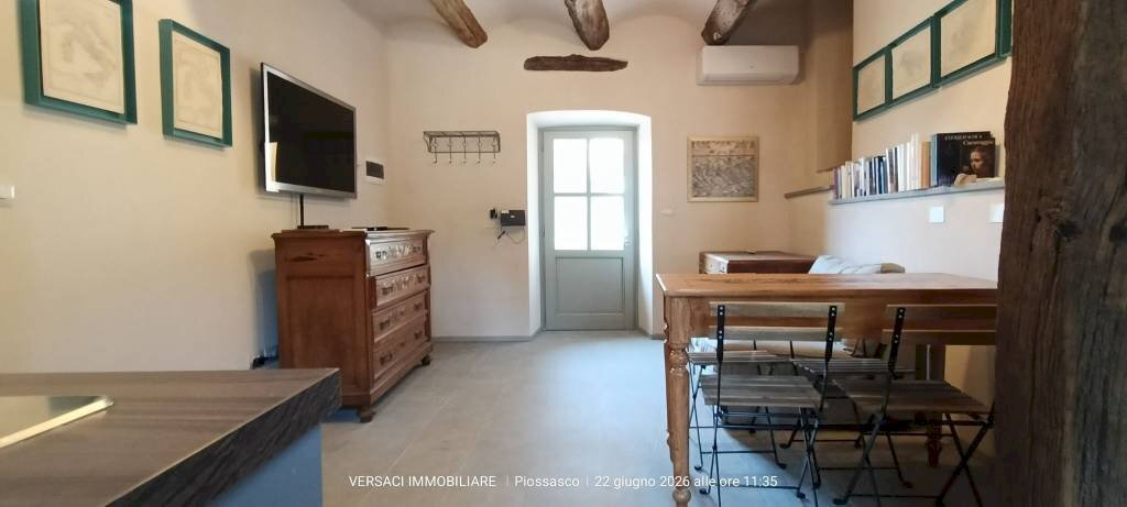 Salone - Bilocale via Monte Grappa, 17, Piossasco - foto 1