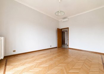 Foto 11 - Four-room apartment Via Andrea Maria Ampere, Milano - photo 11