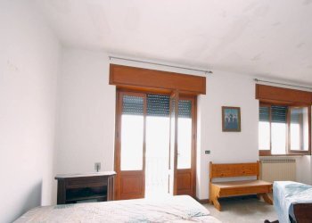 Camera da letto - Casa indipendente via Donato Bramante, Matino - foto 16