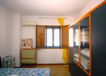 Camera da letto - Casa indipendente via Donato Bramante, Matino - foto 17