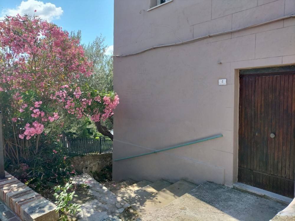 Box auto - Independent house via Giacomo Leopardi, 18, Poggio San Vicino - photo 2