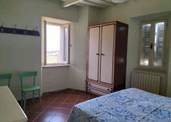 Camera da letto - Casa indipendente via Giacomo Leopardi, 18, Poggio San Vicino - foto 36