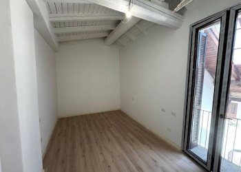 Camera da letto - Casa indipendente via Roma, 137, Mercallo - foto 7