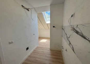 Salone - Independent house via Roma, 137, Mercallo - photo 20