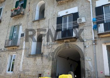 Edificio all\'aperto - Trilocale Via Vita alla Sanità
97, Napoli - foto 5