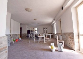 Salone - Stabile - Palazzo via Mortè, Roccaforte Mondovì - foto 6