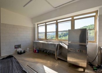 Cucina - Stabile - Palazzo via Mortè, Roccaforte Mondovì - foto 12