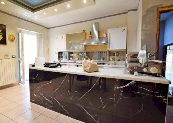 Cucina - Stabile - Palazzo via Mortè, Roccaforte Mondovì - foto 26