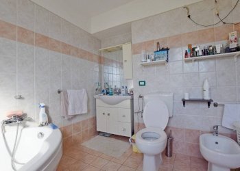 Bagno - Stabile - Palazzo via Mortè, Roccaforte Mondovì - foto 30