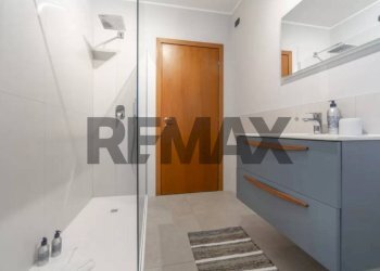 Bagno - Bilocale VIA DE CASTILLIA GAETANO
 
., Milano - foto 20