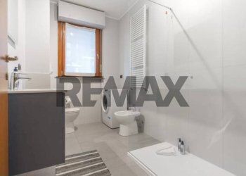 Bagno - Bilocale VIA DE CASTILLIA GAETANO
 
., Milano - foto 21