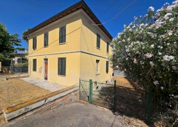 Foto 1 - Independent house Via Borgo Garibaldi
 
136, Deruta - photo 1