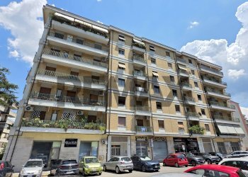 Edificio all\'aperto - Apartment Via Gugliemo Marconi
60, Cosenza - photo 1