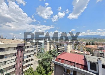 Edificio all\'aperto - Apartment Via Gugliemo Marconi
60, Cosenza - photo 4