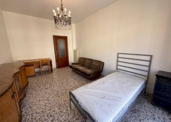 Camera da letto - Four-room apartment via Arnaldo da Brescia, 39, Torino (neighborhood Lingotto) - photo 10
