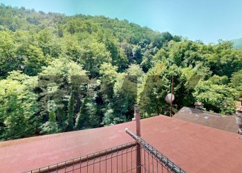 Vista delle montagne - Appartamento via Conte Ernesto Lombardo
 
15, Campomorone - foto 40
