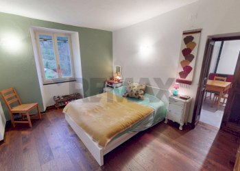 Camera / camera da letto - Casa semi indipendente Località campi
 
3, Calice al Cornoviglio - foto 40