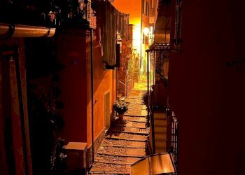 Edificio all\'aperto - Appartamento Via Del Groppo
 
1, La Spezia - foto 43