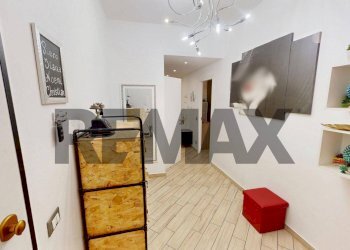 Hall / corridoio - Trilocale Via San Romolo
 
60, Genova - foto 2