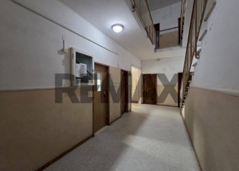 Hall / corridoio - Trilocale Via San Romolo
 
60, Genova - foto 35
