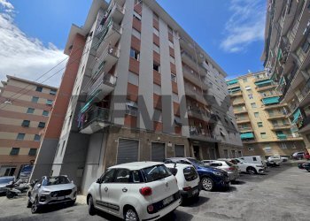Edificio all\'aperto - Trilocale Via San Romolo
 
60, Genova - foto 37