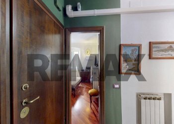 Hall / corridoio - Trilocale VIA M.R.BIANCHI
 
7, Genova - foto 2