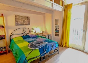 Camera da letto - Trilocale strada dei Tetti Bertoglio, 92, Torino - foto 16