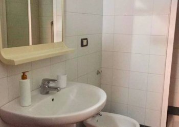Bagno - One-room apartment via Sondrio, 13, Torino (neighborhood Borgo Vittoria) - photo 10
