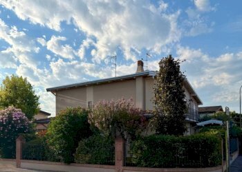 Facciata - Villa via Luigi Einaudi, Bagnolo Mella - photo 3