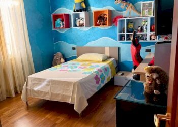 Camera da letto - Villa via Luigi Einaudi, Bagnolo Mella - photo 22