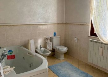 Bagno - Villa via Luigi Einaudi, Bagnolo Mella - photo 24