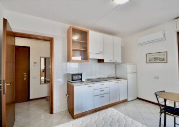 Cucina - One-room apartment via San Tomaso de' Calvi, Bergamo (neighborhood Canovine) - photo 9