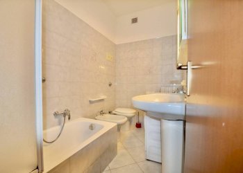 Bagno - One-room apartment via San Tomaso de' Calvi, Bergamo (neighborhood Canovine) - photo 11